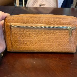 Fossil wallet